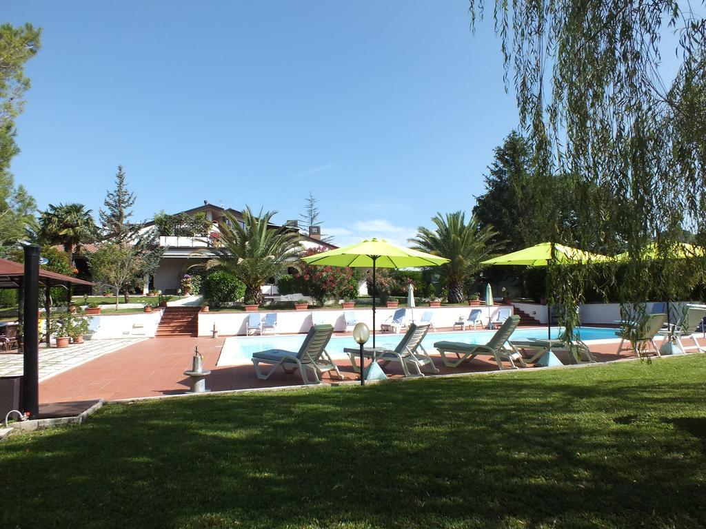 Villa Serena Assisi Buitenkant foto