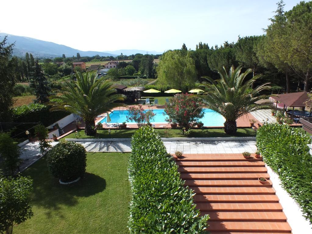 Villa Serena Assisi Buitenkant foto