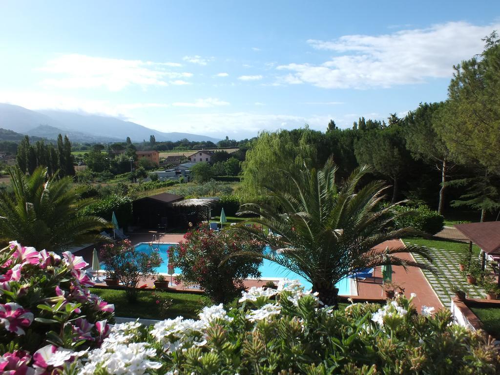 Villa Serena Assisi Buitenkant foto