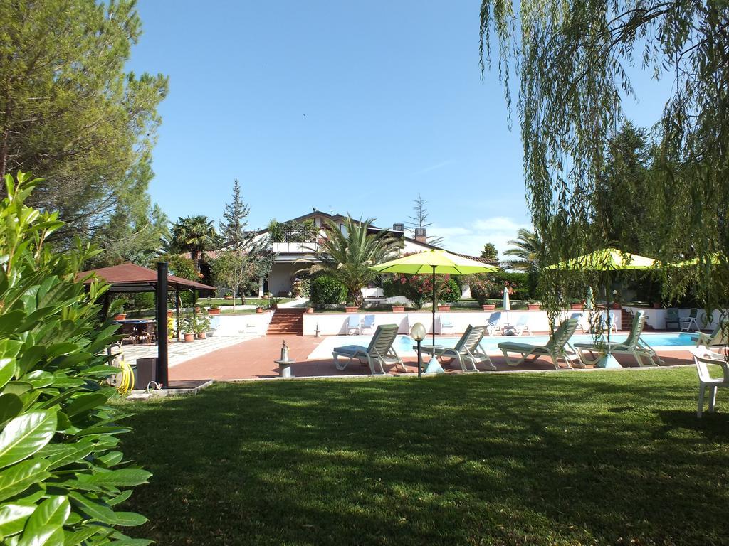 Villa Serena Assisi Buitenkant foto